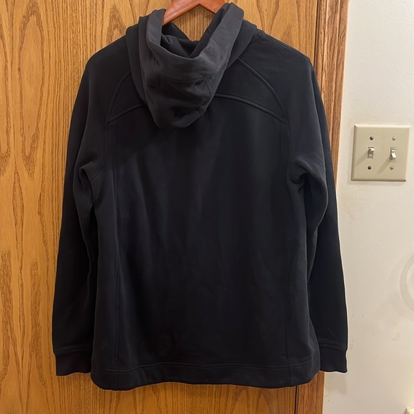 Lululemon Wind Down Pullover in Black - Picture 11 of 13